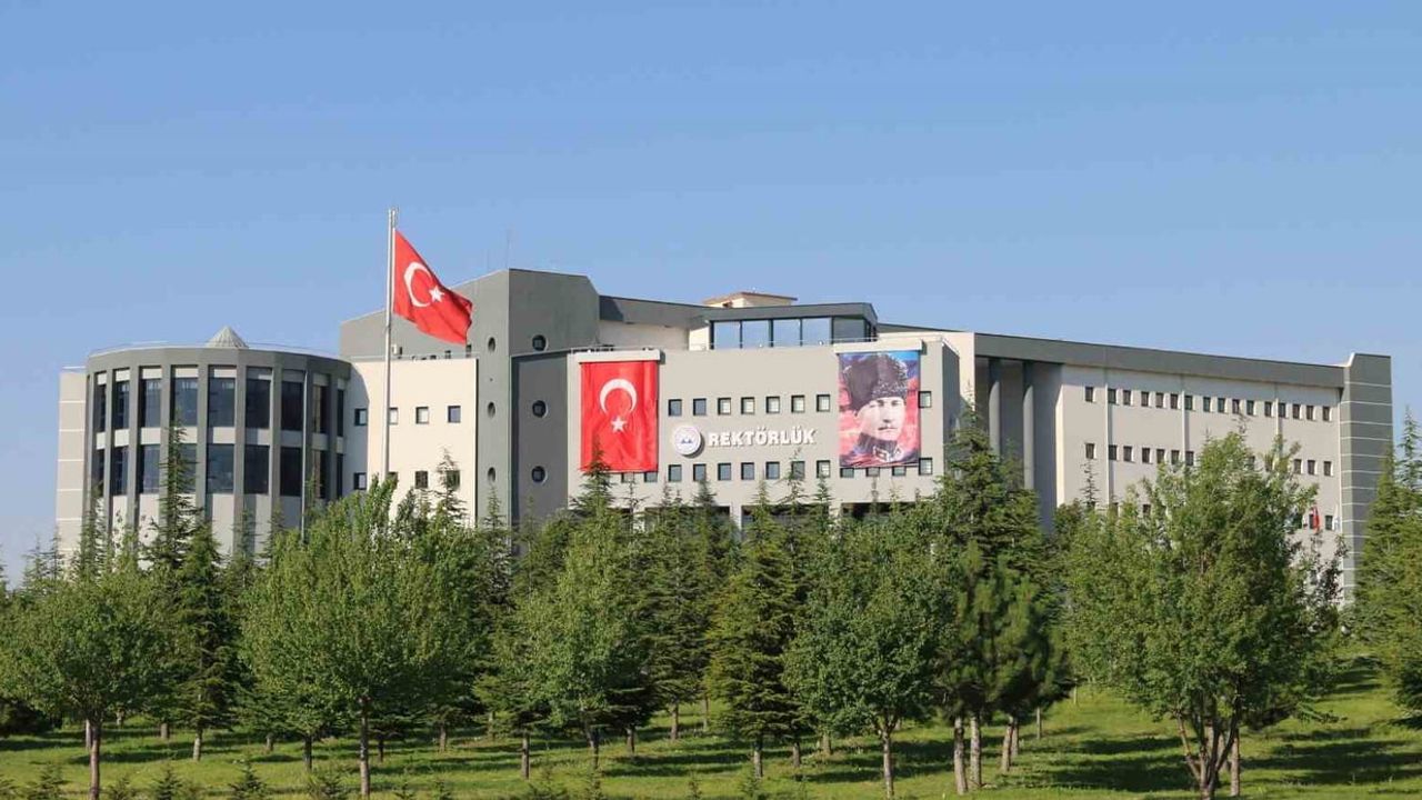 Erciyes Üniversitesi THE Awards Asia 2026'da 'Yılın Teknolojik veya Dijital İnovasyonu' finaline kaldı