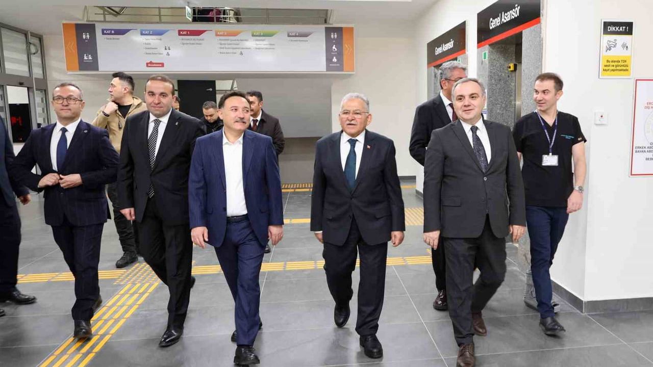 Erciyes Üniversitesi yeni diş hastanesini hizmete açtı