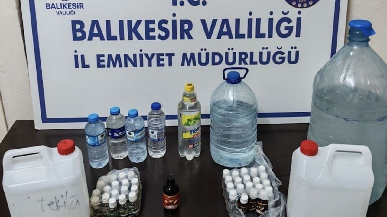 Erdek’te kaçak içki operasyonu: 23 litre ve üretim malzemeleri ele geçirildi