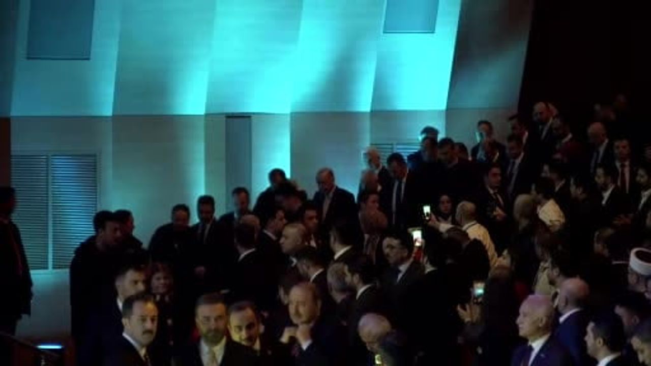 Erdoğan: 23 yıldır yapılan hizmetlerin önüne takoz koymaya çalışıyorlar