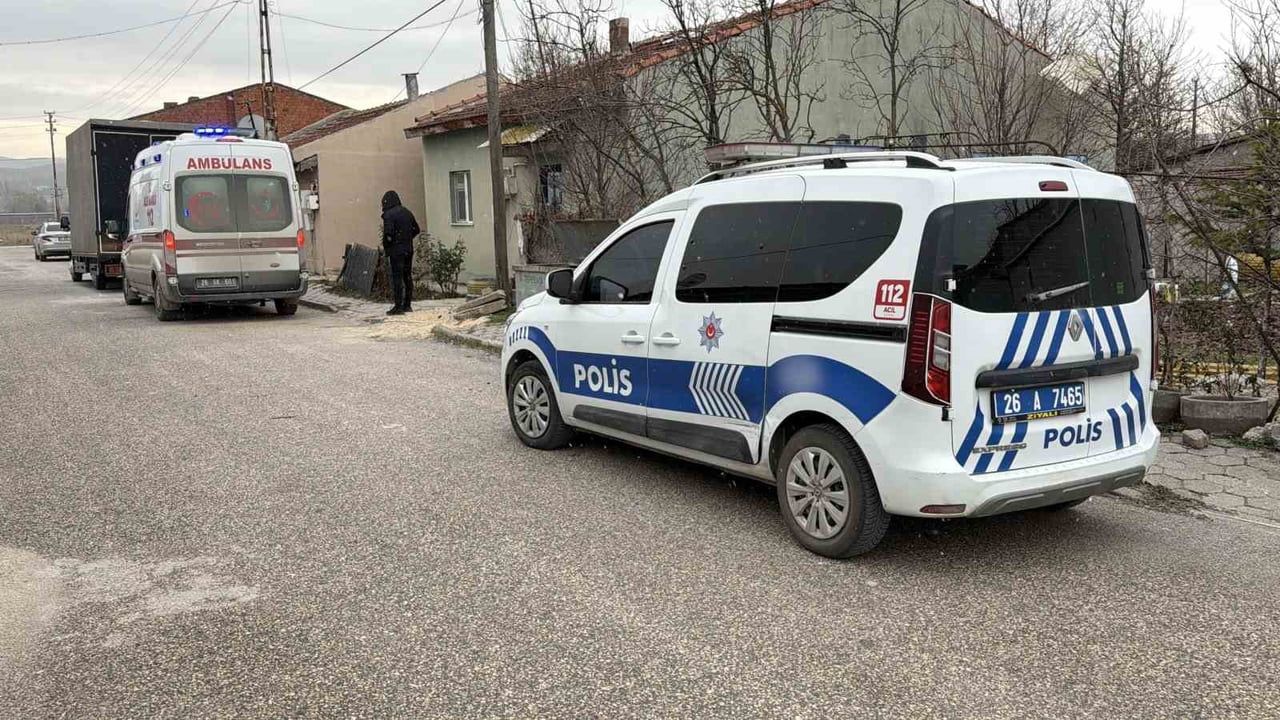 Eren Karakaya, Eskişehir'de alkol sonrası fenalaşarak evinde ölü bulundu