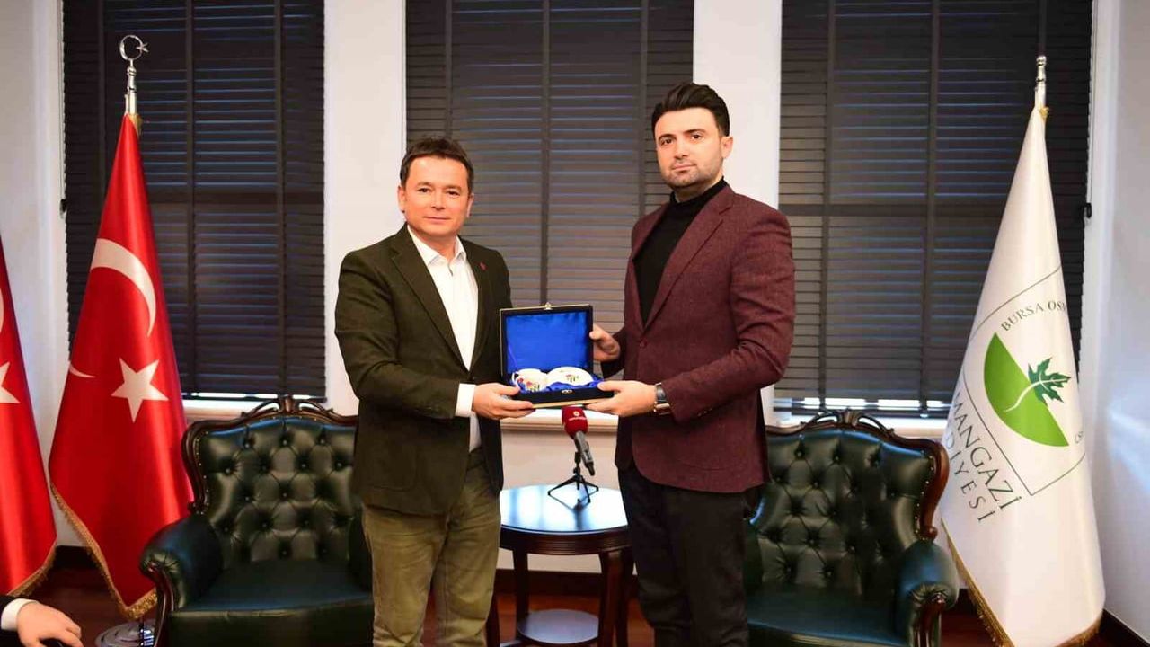 Erkan Aydın, Bursaspor Vakfı Mütevelli Heyeti üyeliğini imzaladı