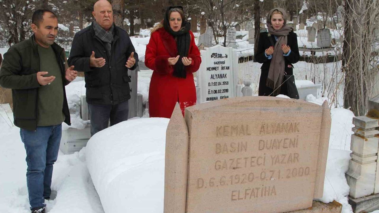ERMED Başkanı İspirli: 10 Ocak’ta vefat eden gazeteciler mezarları başında anıldı