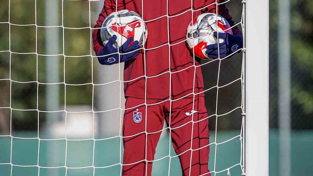 Ernest Muçi 12 yıl sonra Trabzonspor formasıyla yeni bir gol serisi yakaladı