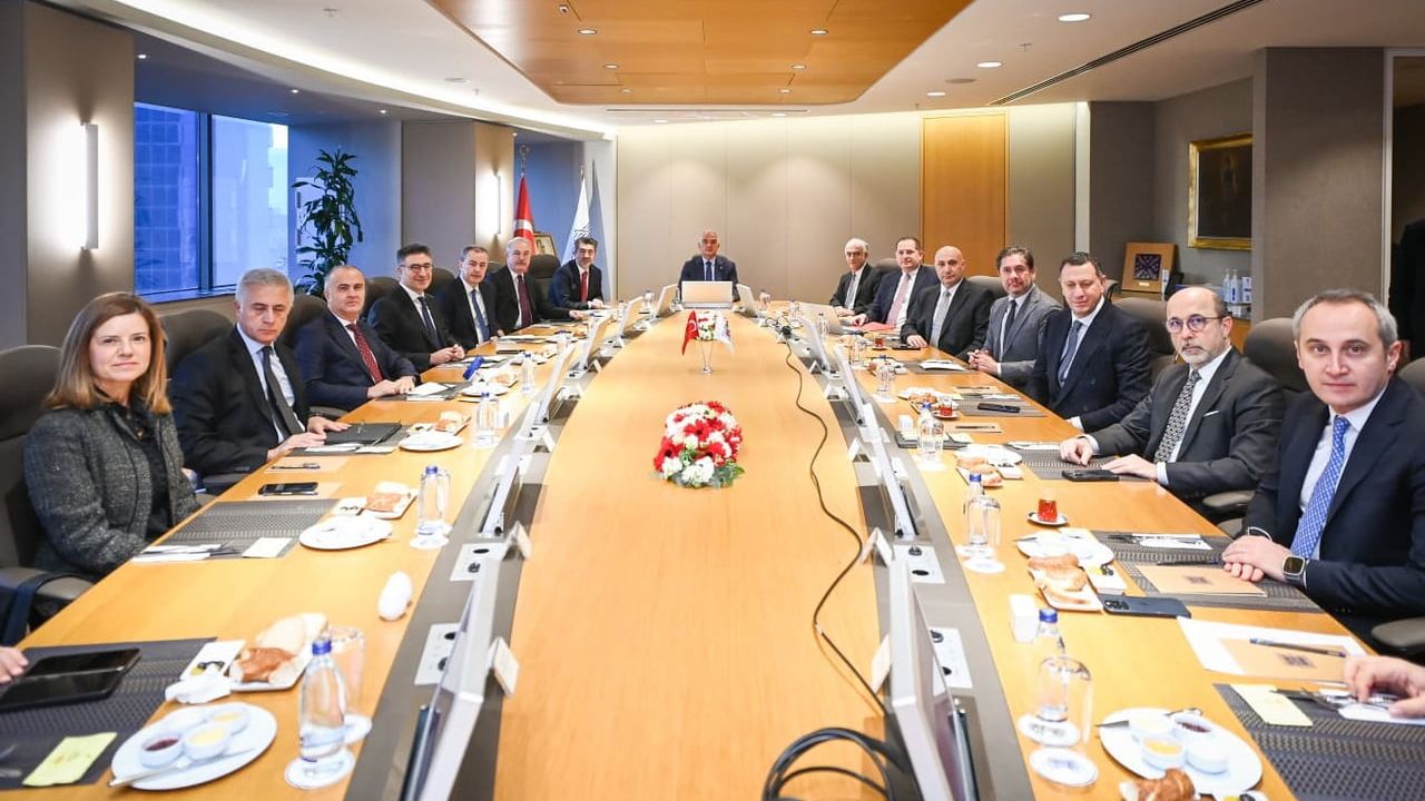 Ersoy: Turizm Sektörü Bölgesel Krizlere Rağmen Güçlü Performans Gösterdi