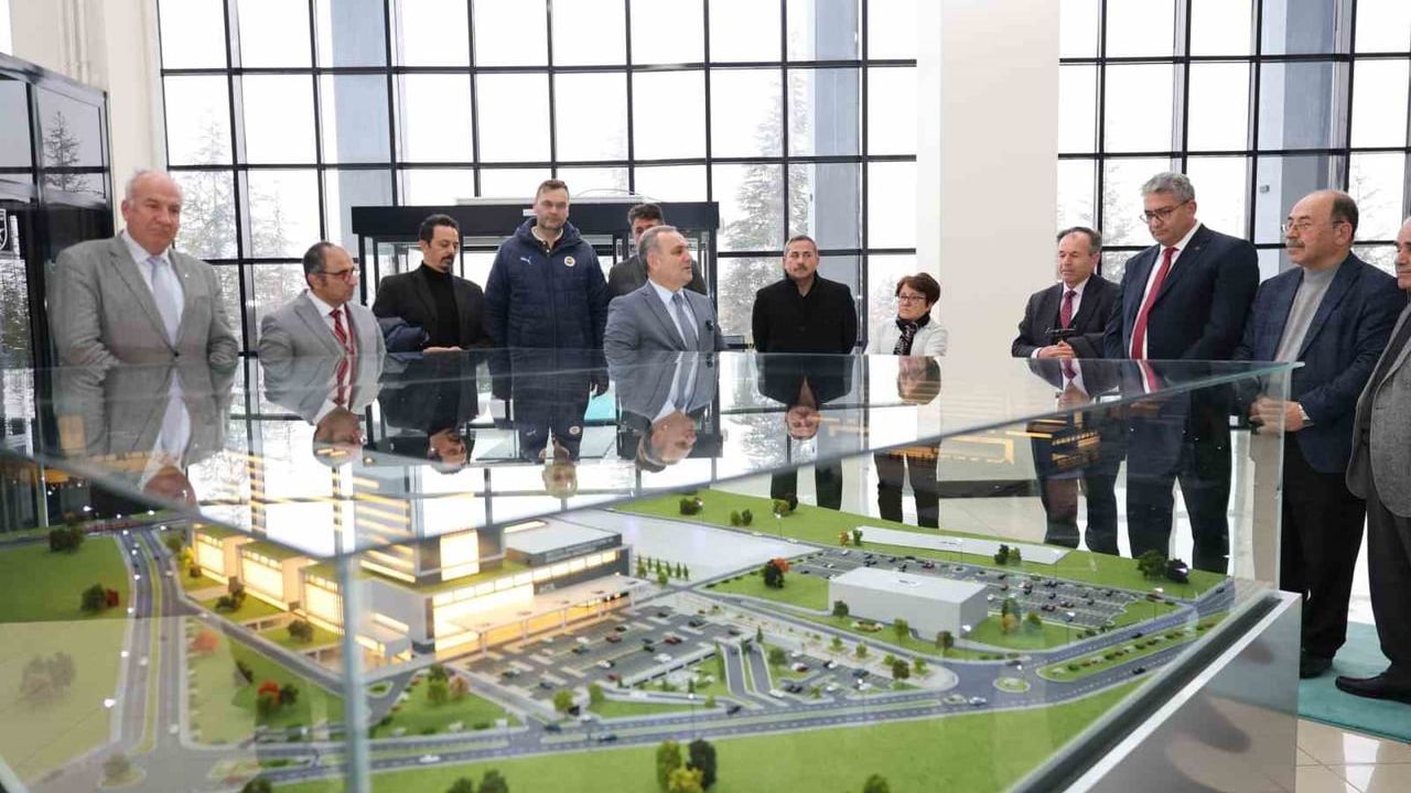 ERÜ'nün 800 yataklı yeni hastanesi kendi enerjisini üretecek