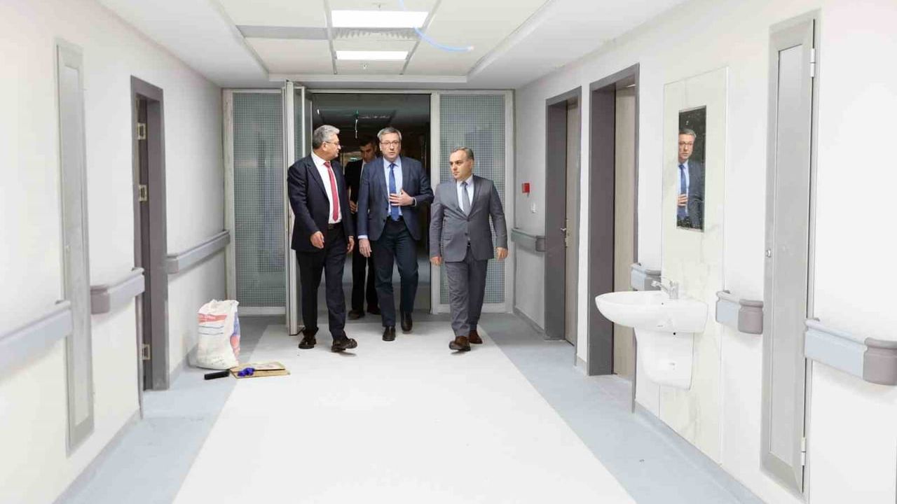 ERÜ Tıp Fakültesi Hastaneleri'nde yenileme çalışmaları sürüyor