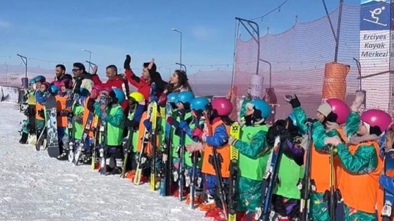 ERVA Kar Fırtınaları: 65’inci ERVA Spor Okulu Erciyes’te Açıldı