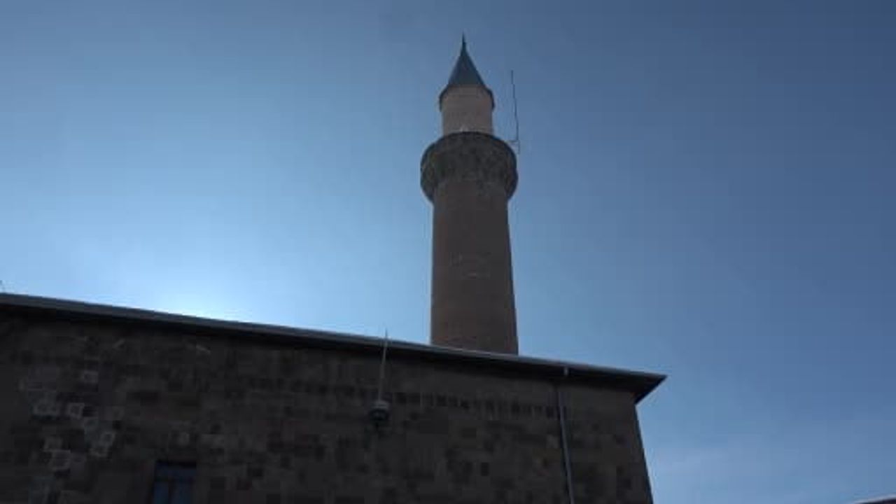 Erzurum'da 1001 Hatim Geleneğinin Duası Ulu Camii'nde: 89.665 Hatim Okundu