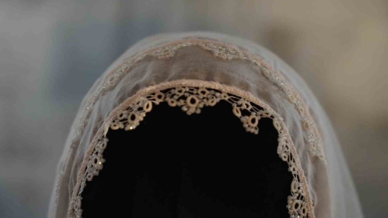 Erzurum’da 'Kadının Sessiz Anlatısı: Oyanın Dili' sergisi Yakutiye Medresesi'nde