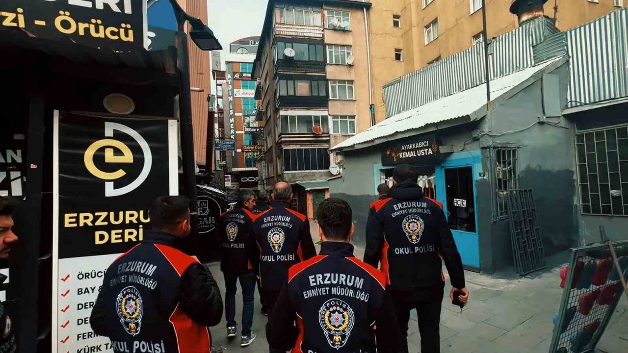Erzurum'da polis temalı rap şarkısı gençlerin beğenisini kazandı