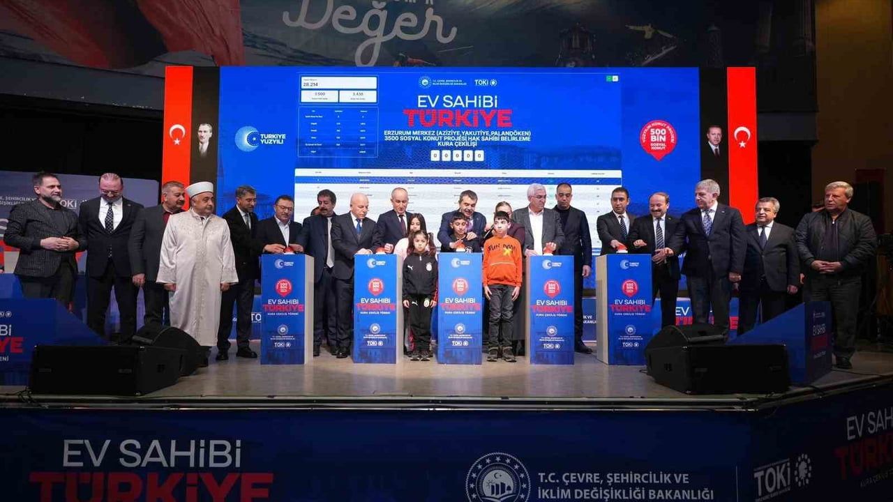 Erzurum'da TOKİ kuraları çekildi