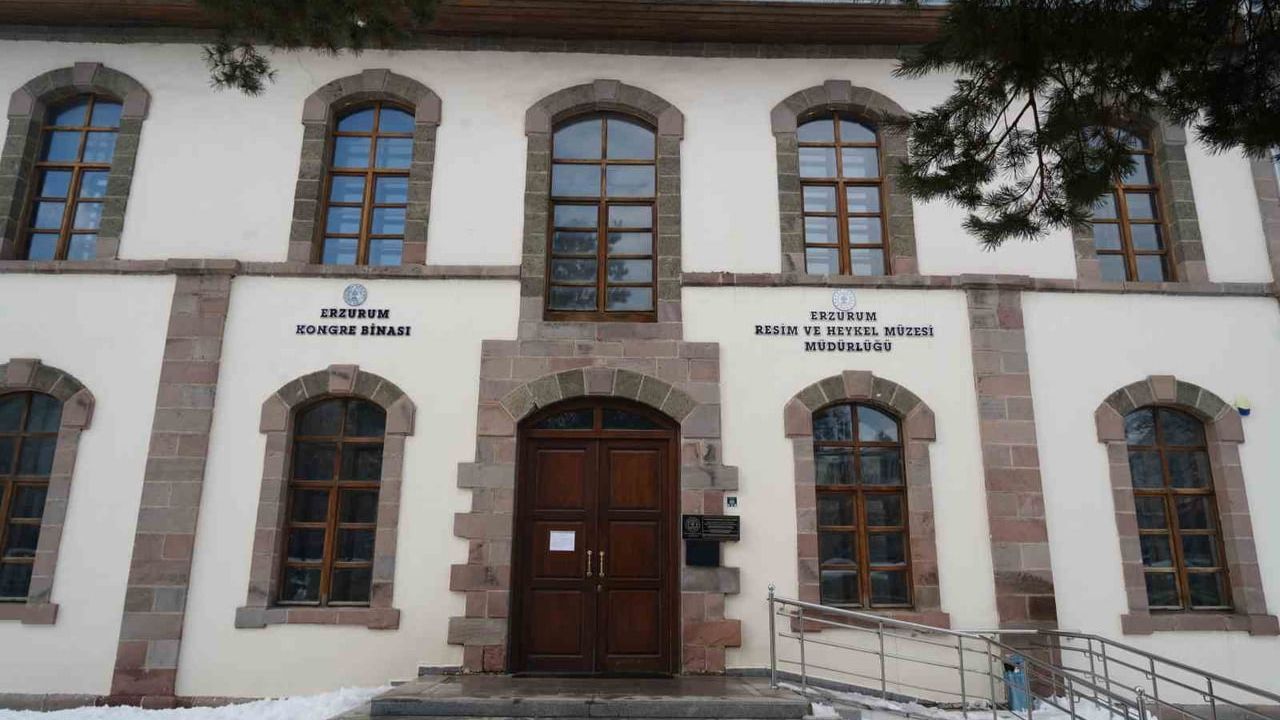 Erzurum Kongre Binası'nda deprem riski: Yıkım mı güçlendirme mi?