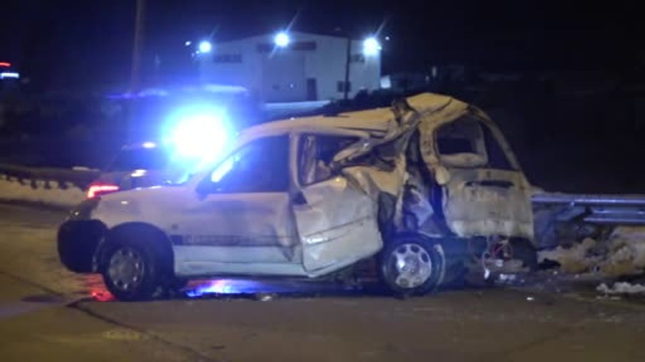 Erzurum-Pasinler yolunda kaza: 2 yaralı