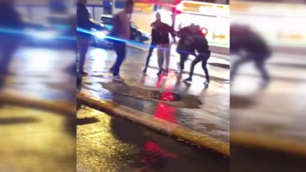 Esenyurt'ta kahvehane çıkışı kavga: tekme ve sopalar havada uçtu