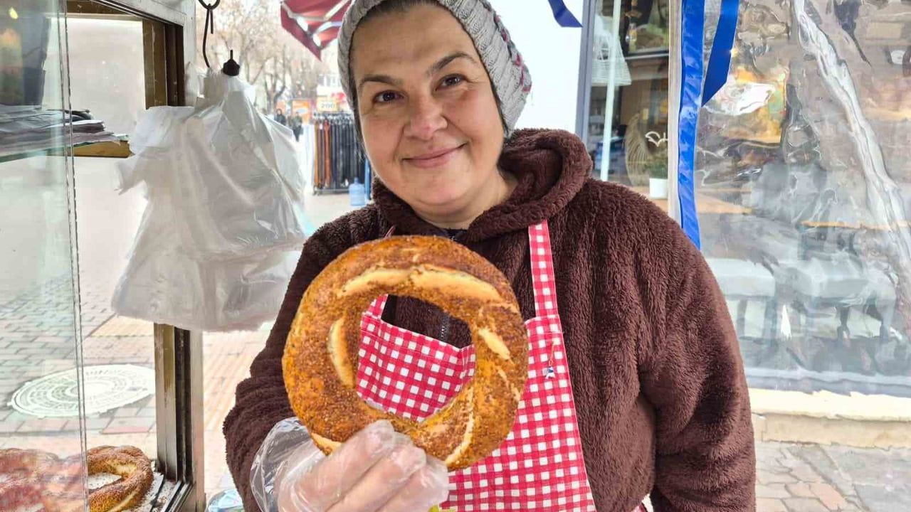 Eskişehir'de askıda simit uygulamasına esnaf tepkisi