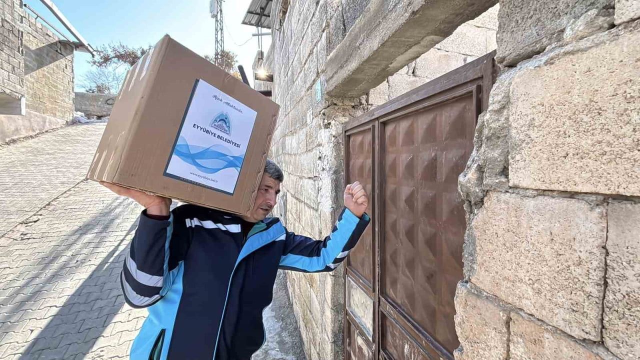 Eyyübiye Belediyesi'nden yetim ve engelli ailelere destek seferberliği