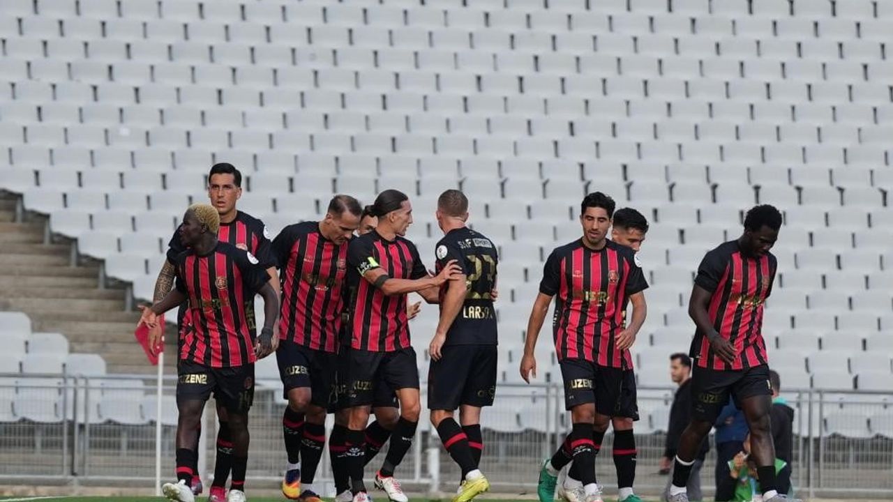 Fatih Karagümrük 4 futbolcusuyla yollarını ayırdı