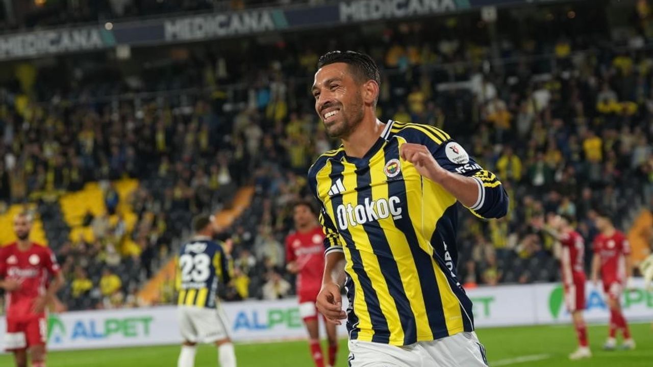 Fenerbahçe, İrfan Can Kahveci’yi Kasımpaşa’ya sezon sonuna kadar kiraladı