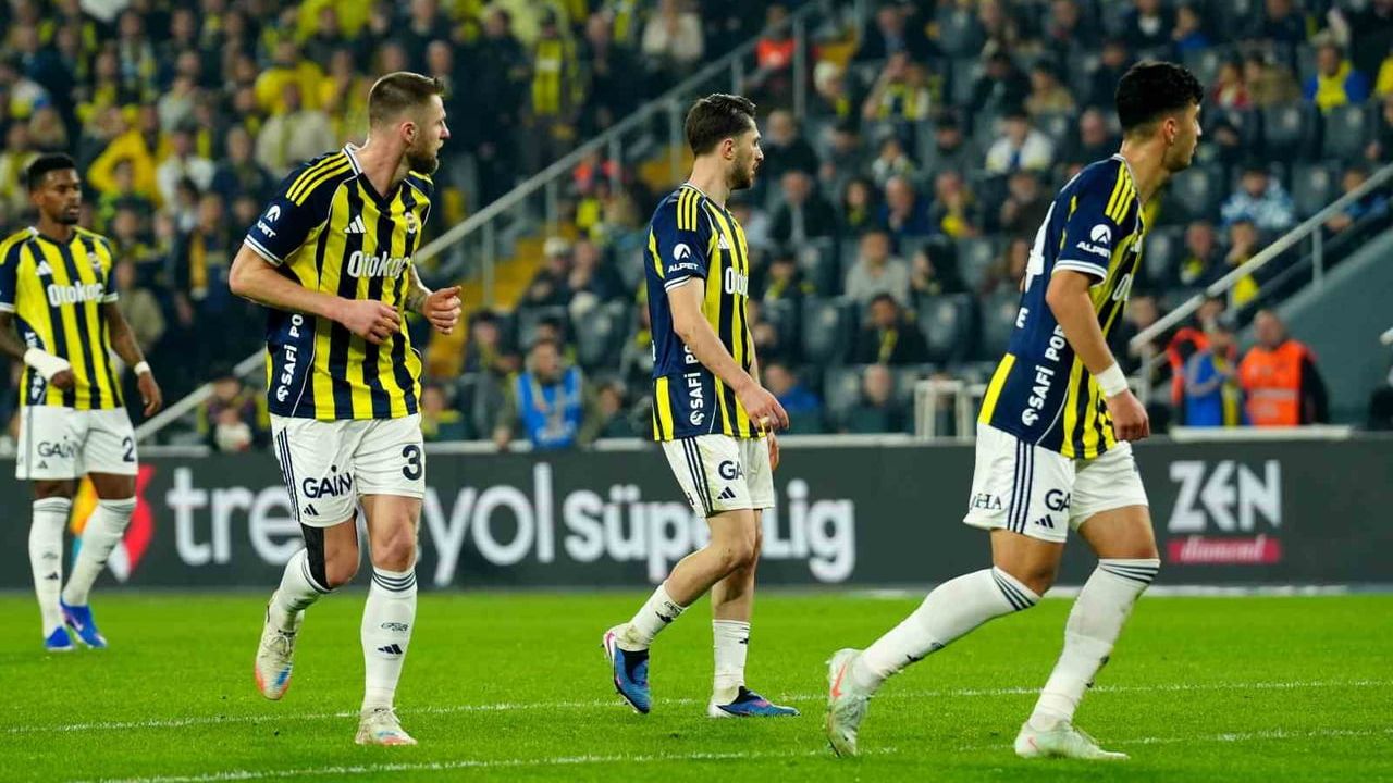 Fenerbahçe'nin Kadıköy'de galibiyet serileri yeniden sona erdi
