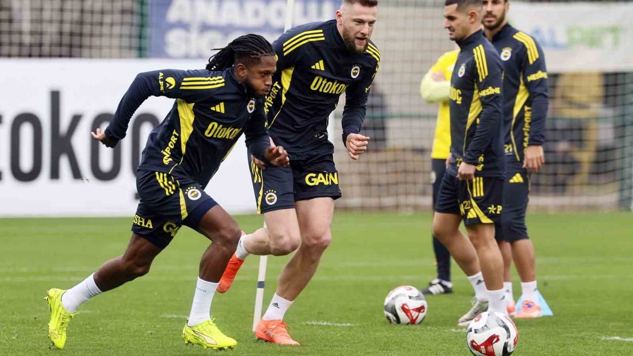 Fenerbahçe Samsunspor maçı öncesi hazırlıklarını tamamladı