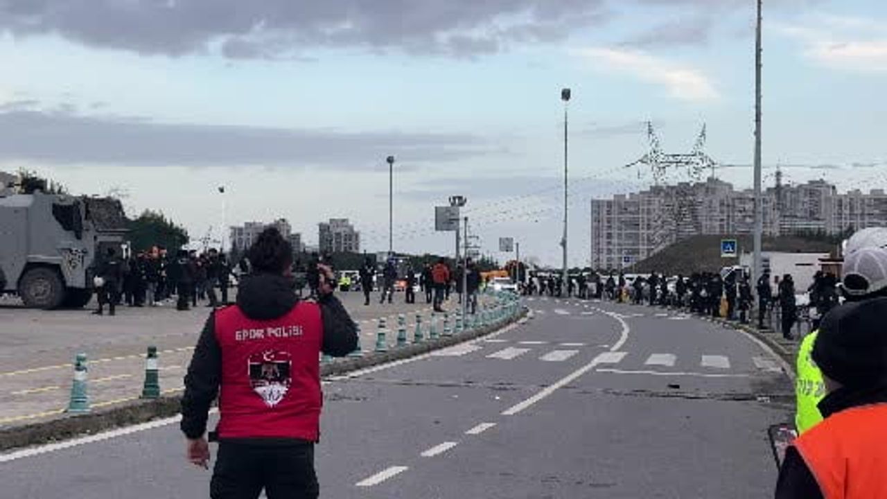 Fenerbahçe, Süper Kupa finali için Atatürk Olimpiyat Stadyumu'na geldi