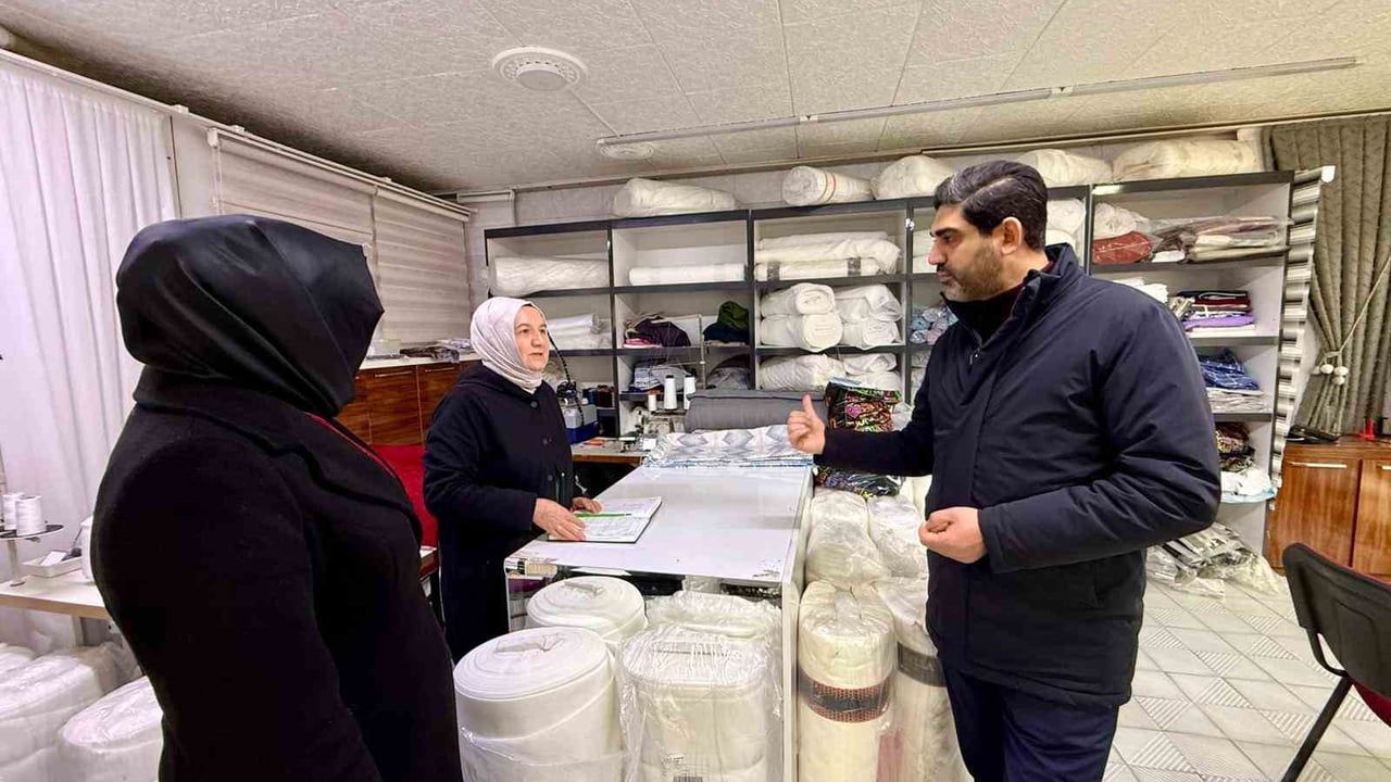 Ferhat Salt'tan Betim İş Merkezi'nde AK Parti esnaf ziyareti