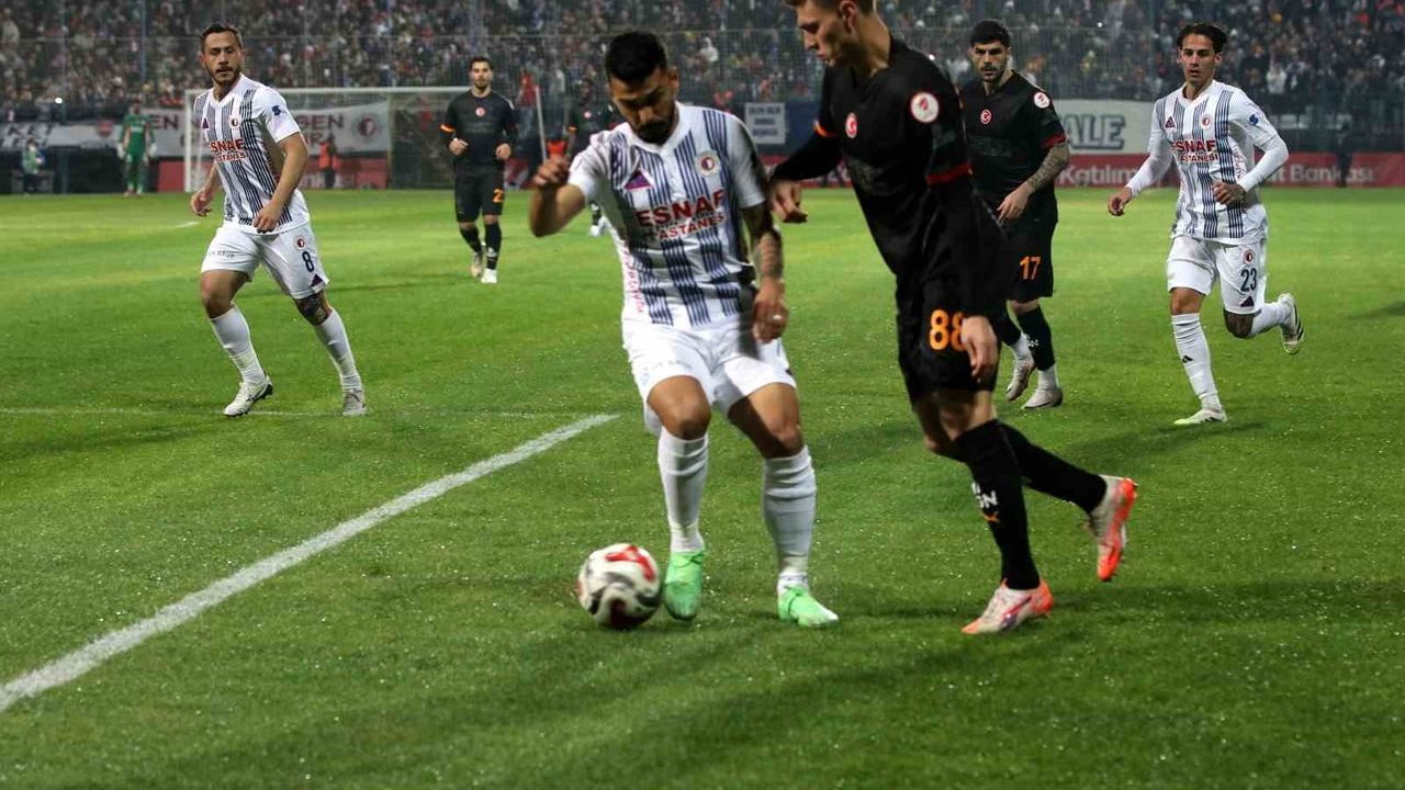 Fethiyespor - Galatasaray: İlk yarı 0-0
