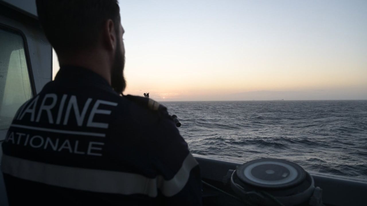 Fransa Akdeniz'de 'Grinch' adlı Rus tankeri ele geçirdi