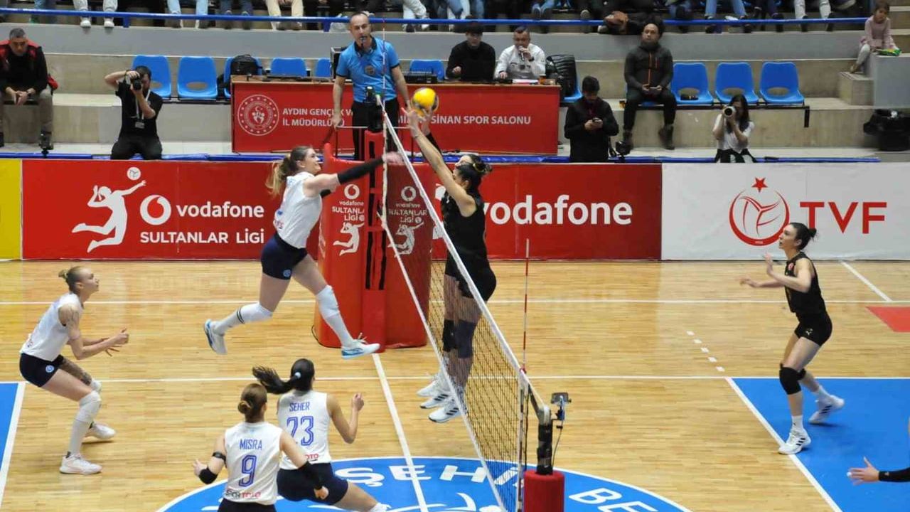 Galatasaray, Aydın Büyükşehir’i 3-0 ile geçti — Sultanlar Ligi 14. Hafta