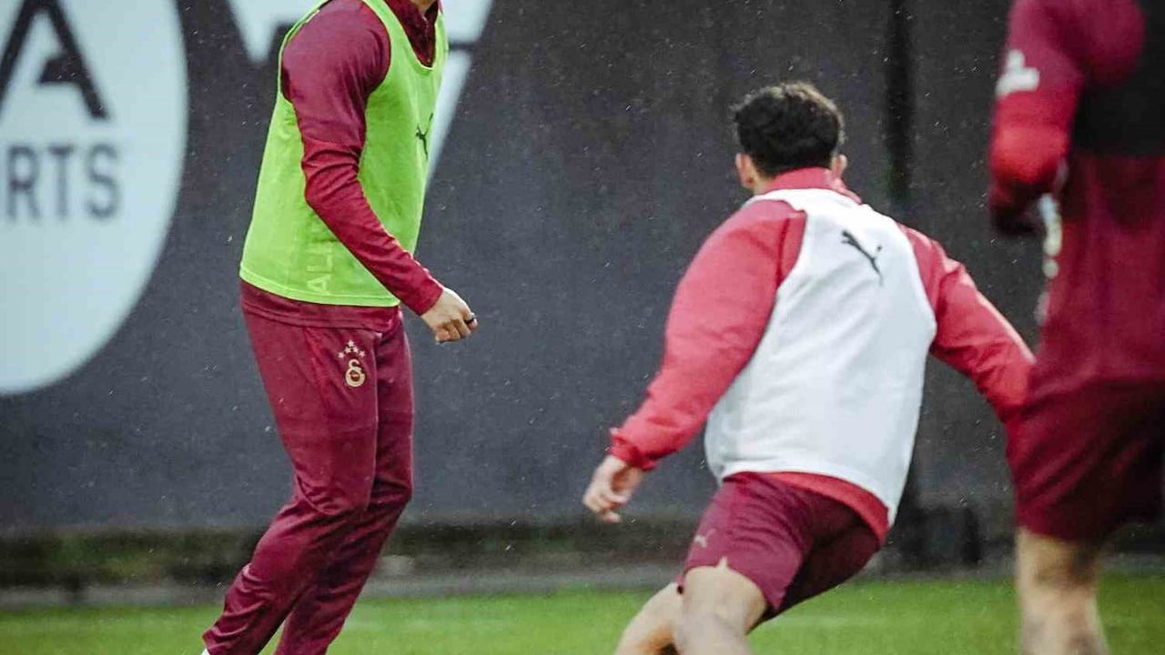 Galatasaray, Kayserispor maçı öncesi antrenmana çıktı