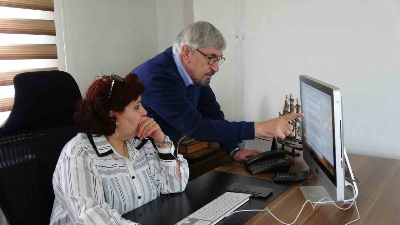 Gazeteci Ökkeş Özekşi ve Ailesi: Gaziantep'te Aile Boyu Gazetecilik