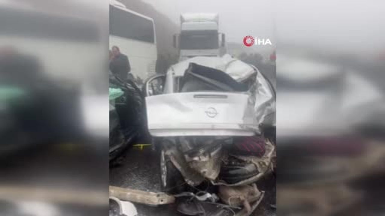 Gaziantep-Şanlıurfa yolunda sis kaynaklı zincirleme kaza: Yaralılar var