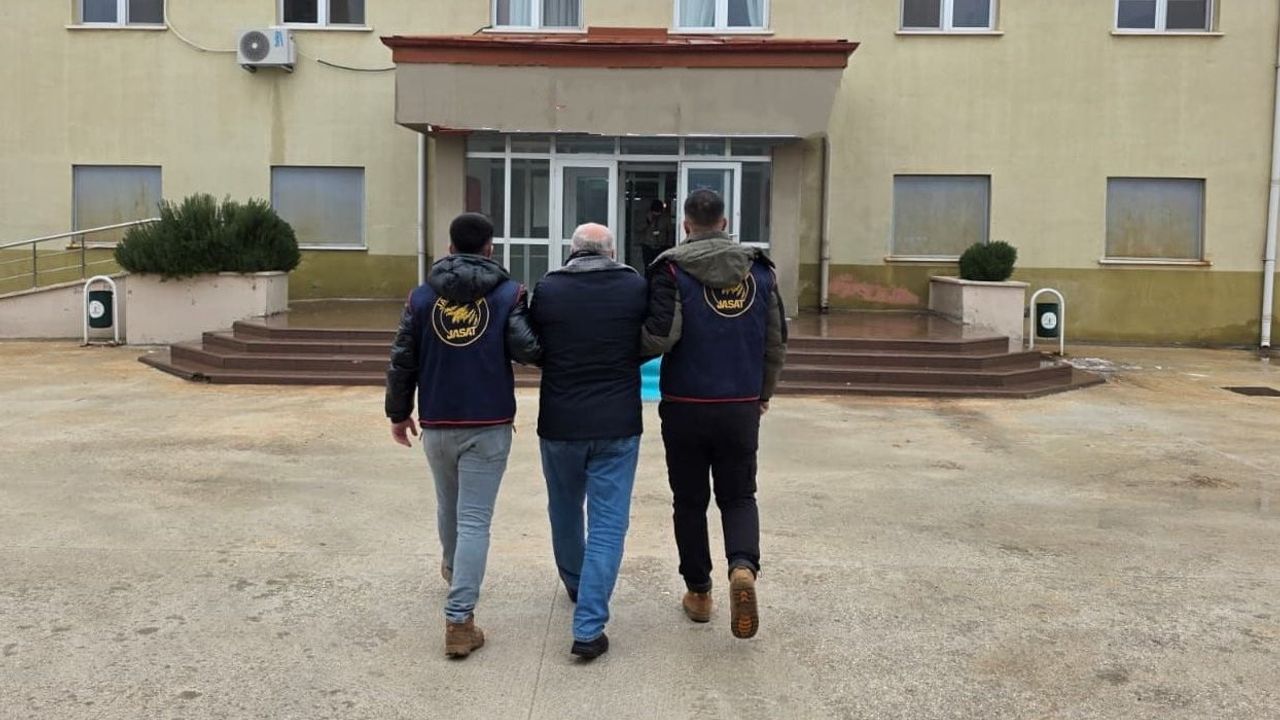 Gaziantep'te 50 yıl kesinleşmiş cezayla aranan Y.K. yakalandı