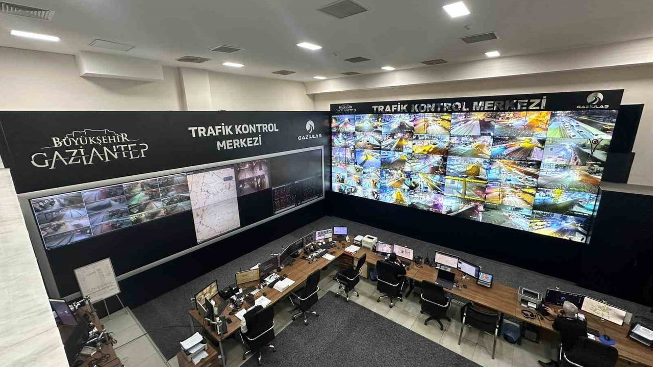 Gaziantep’te karla mücadele 7/24 sürüyor