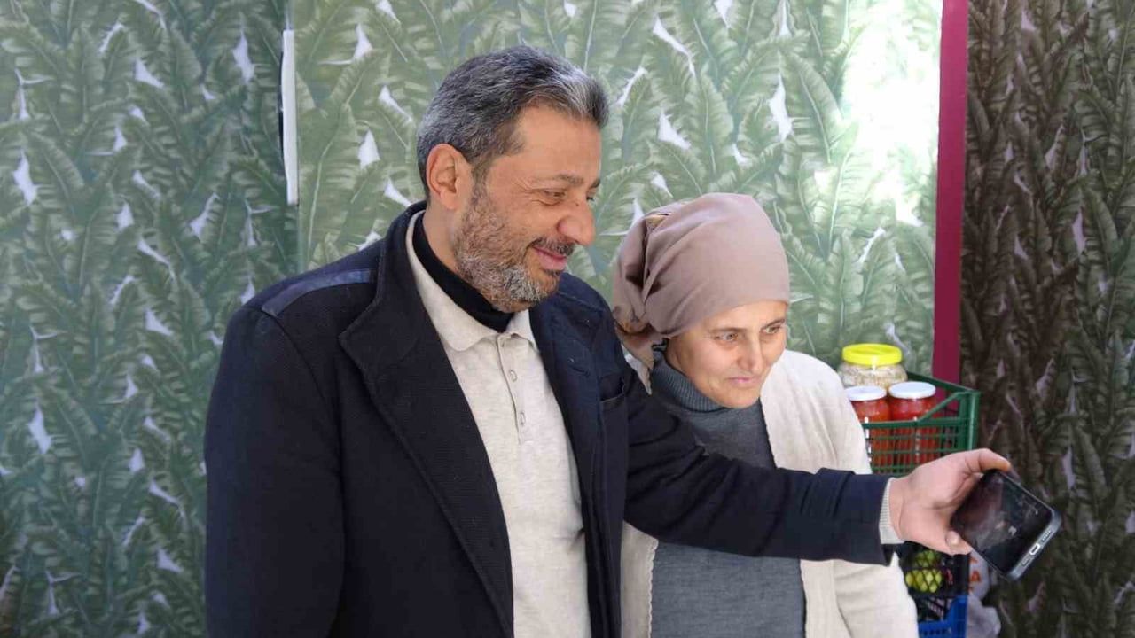 Gaziantep'te örnek davranış: Soğan alıp 20 TL bıraktılar