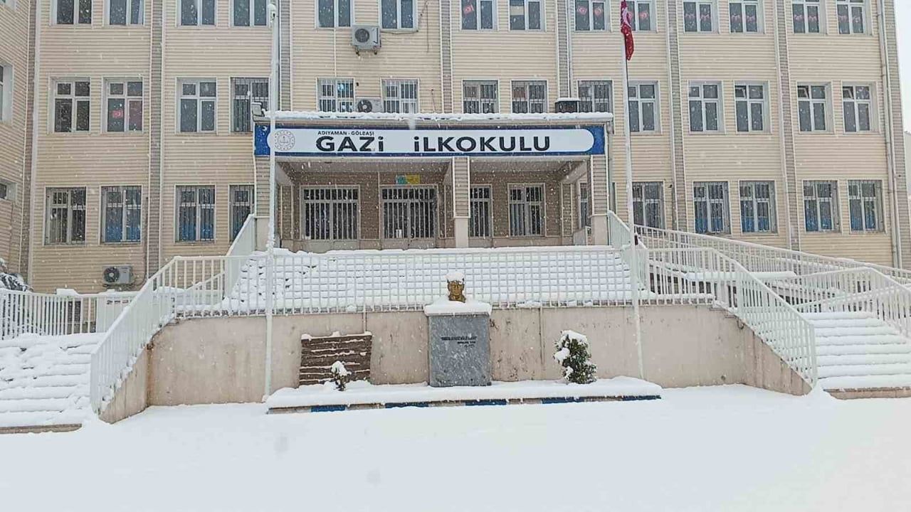 Gölbaşı'nda eğitime kar molası: 13 Ocak'ta 1 gün ara