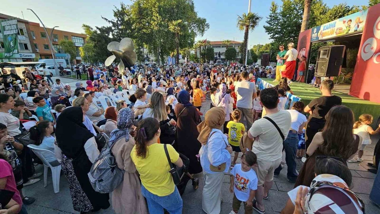 Gölcük'te 21-31 Ocak Ara Tatilinde Tiyatro ve Çocuk Şenliği