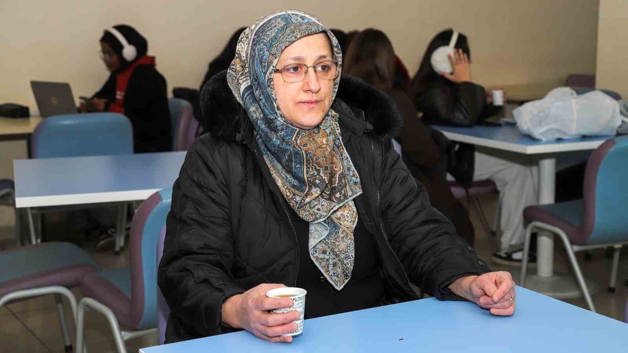 Gümüşhane Üniversitesi'nde Sibel Bal: Hem anne hem çalışan hem öğrenci