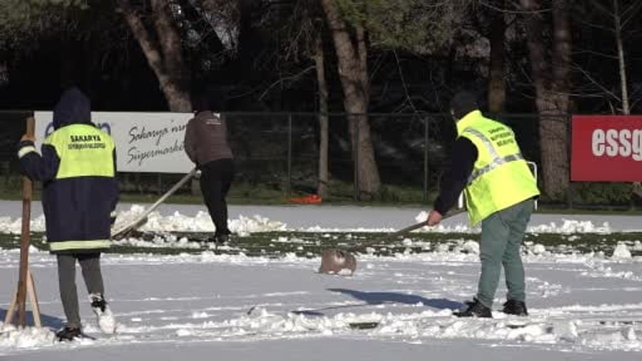 Hakan Kutlu: "Sakaryaspor’u yakışan yerlere getireceğimize inanıyoruz"