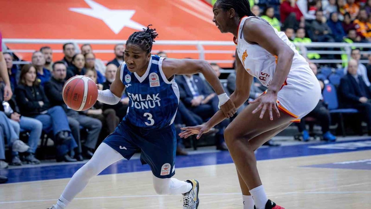 Halkbank Kadınlar Türkiye Kupası: Galatasaray 66-64 Emlak Konut