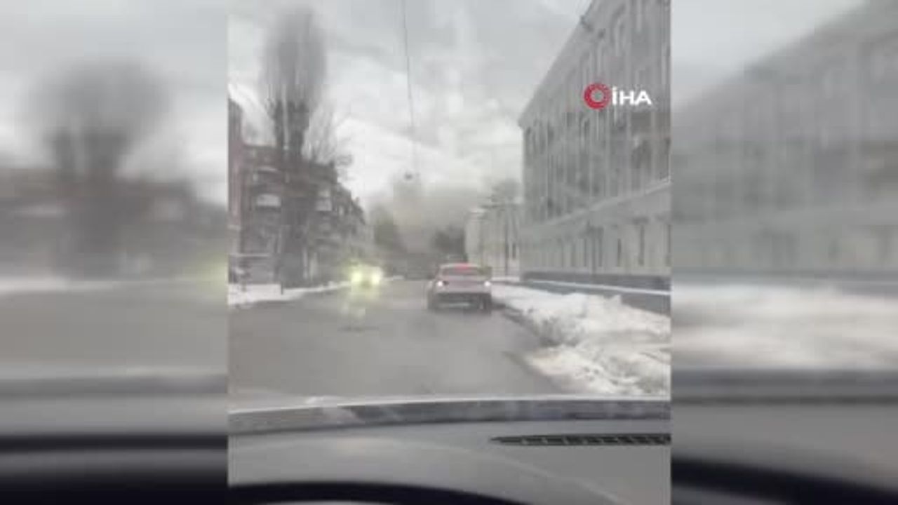 Harkov'da beş katlı bina vuruldu: en az 25 yaralı