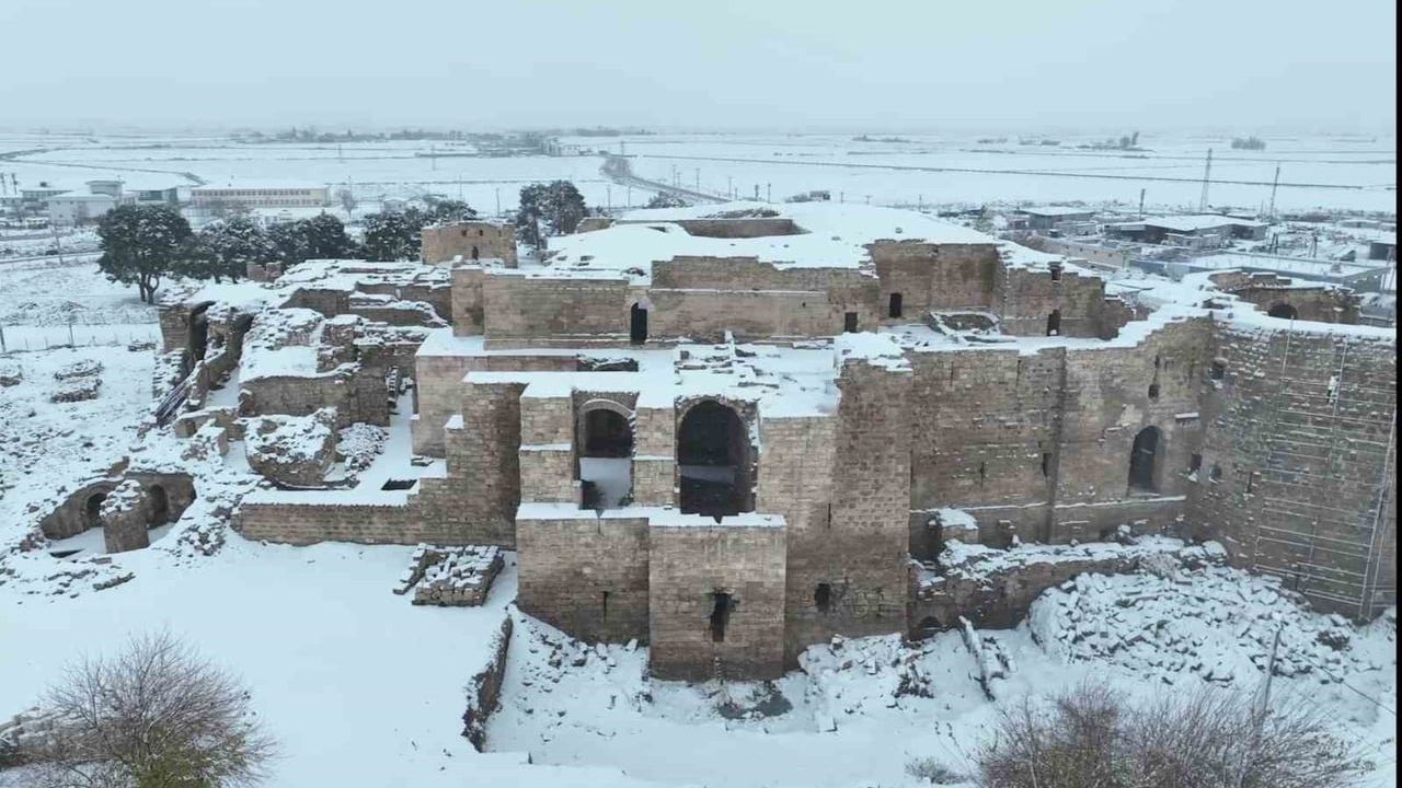 Harran'da Karın Beyazı: Tarihi Yapılar Havadan Görüntülendi