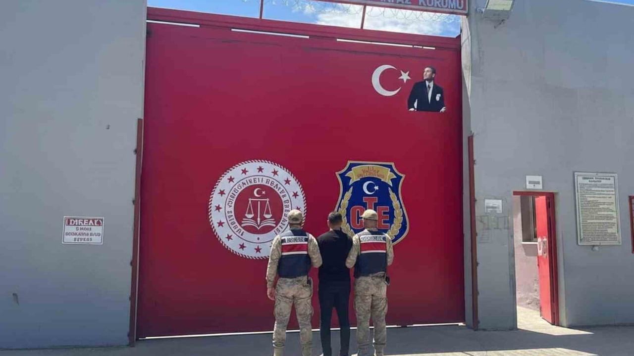 Hatay'da 34 yıl 2 ay kesinleşmiş hapis cezası bulunan H.T. yakalandı