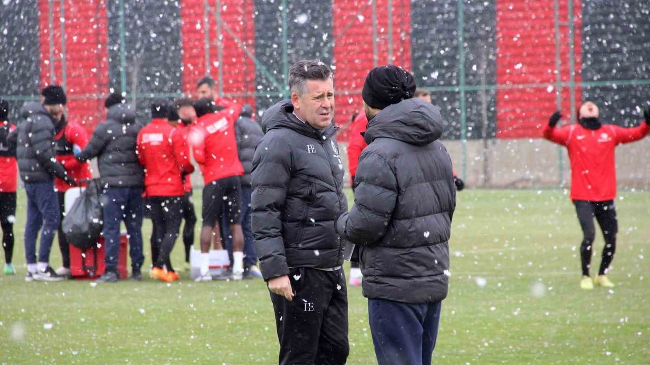 Hüseyin Eroğlu: Deplasman‑iç saha fark etmeksizin her maçı kazanmak istiyoruz