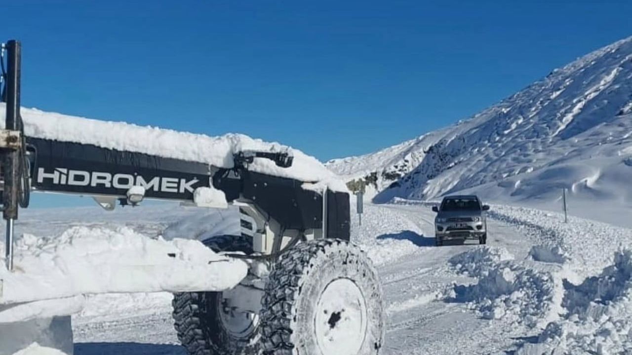 Iğdır'da 21 köy yolu ulaşıma açıldı