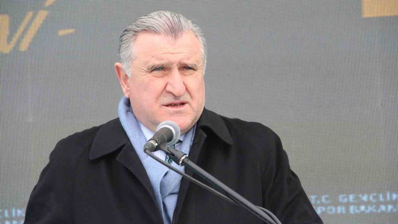 Iğdır Şehir Stadyumu Bakan Osman Aşkın Bak Tarafından Açıldı