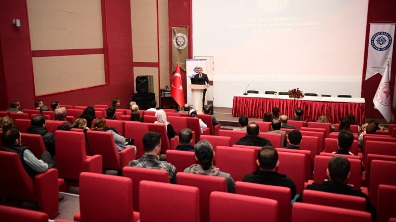 II. MTÜ Sağlıkta Yapay Zeka Çalıştayı Malatya'da Düzenlendi