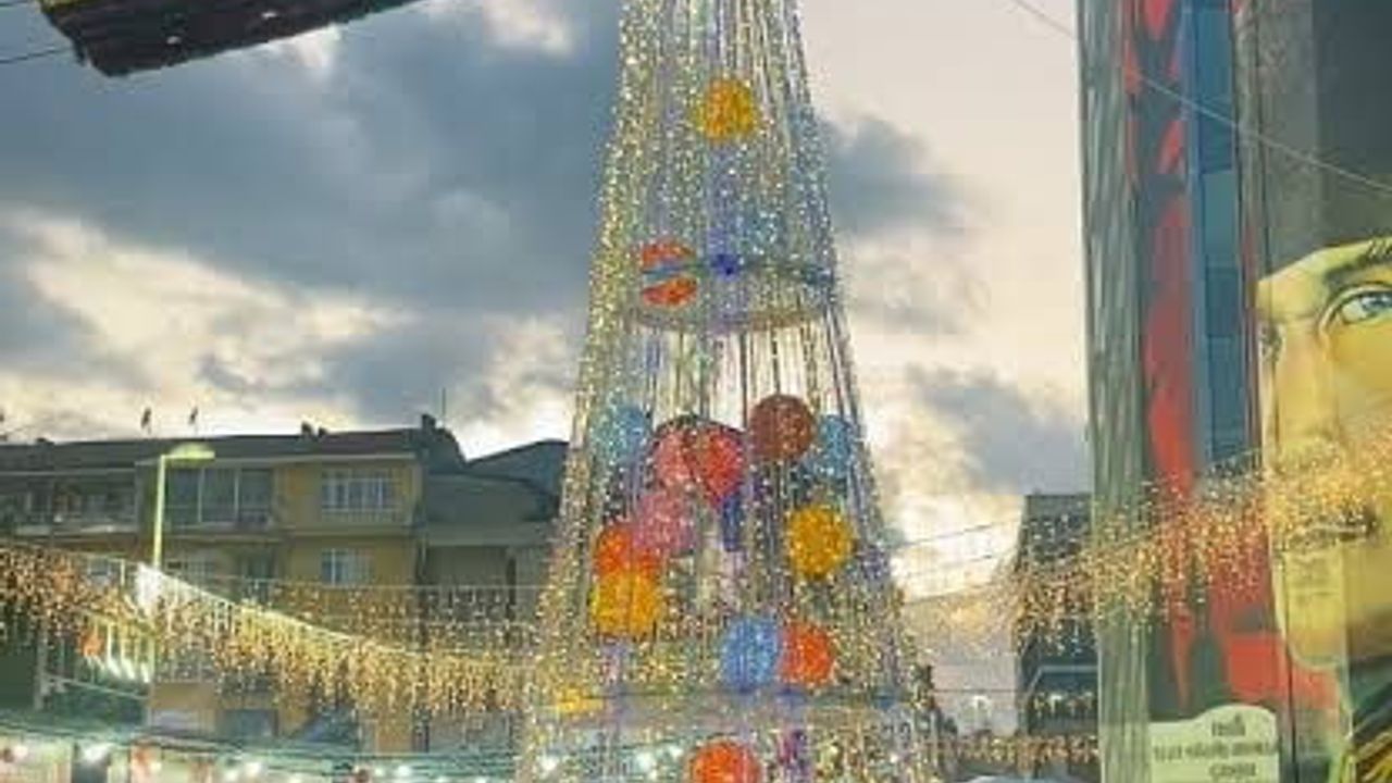 İlker Kazan: Yılbaşı Harcamalarında Gizli Alımlar ve Borç İddiası