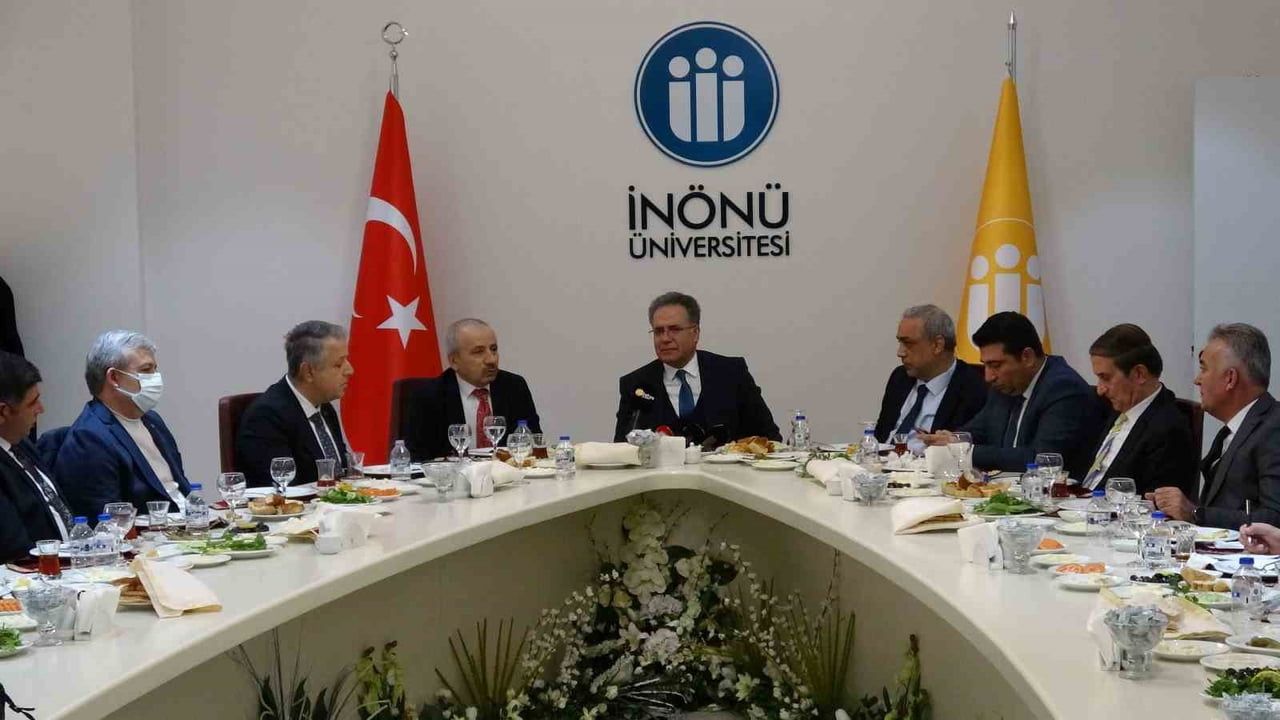 İnönü Üniversitesi Araştırma Üniversitesine Ulaşma Hedefinde Kararlı Adımlar Atıyor